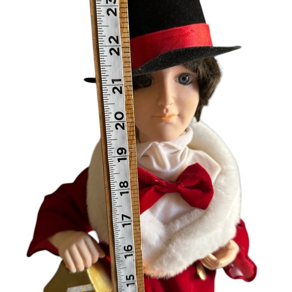 VINTAGE TELLCO CHRISTMAS ANIMATED MOTIONETTE BOY WITH LANTERN - Picture 10 of 16